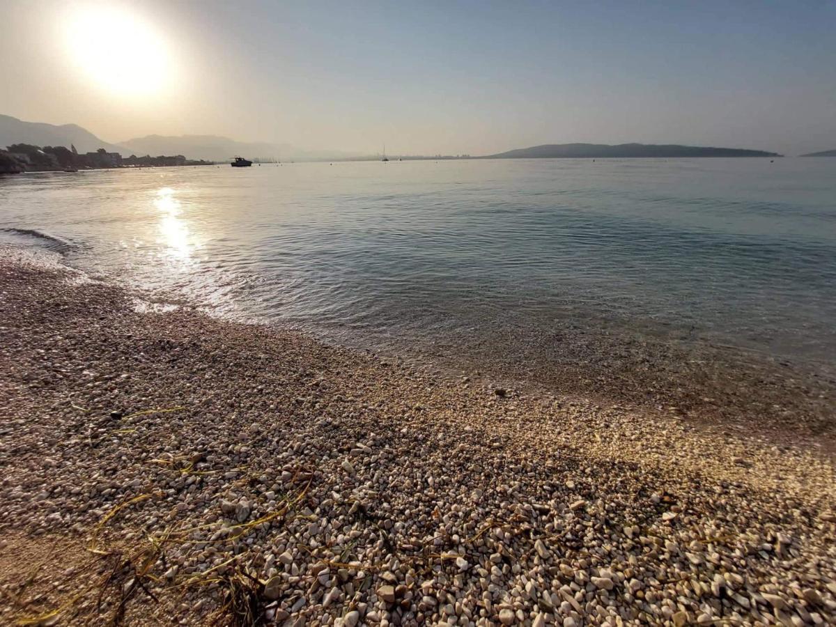 Ferienhaus Maestral - Kastel Kambelovac Kastela Dış mekan fotoğraf
